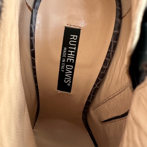 |NWOT| Ruthie Davis Banks Ankle Boot - Picture 8 of 8